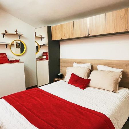 Ferienwohnung L'Hirondelle Château-Thierry Exterior foto
