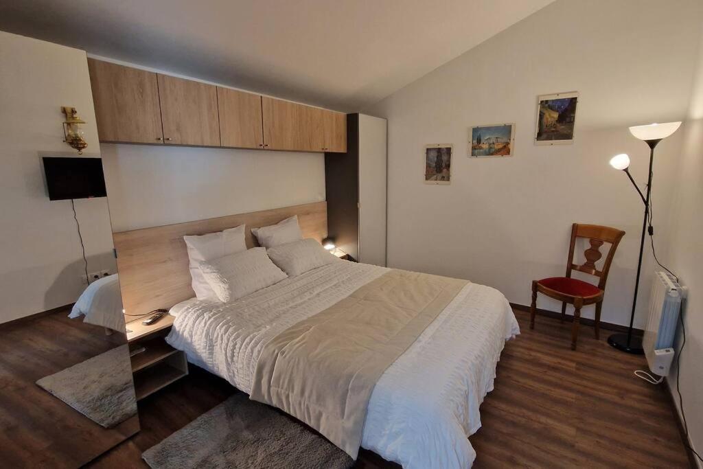 Ferienwohnung L'Hirondelle Château-Thierry Exterior foto