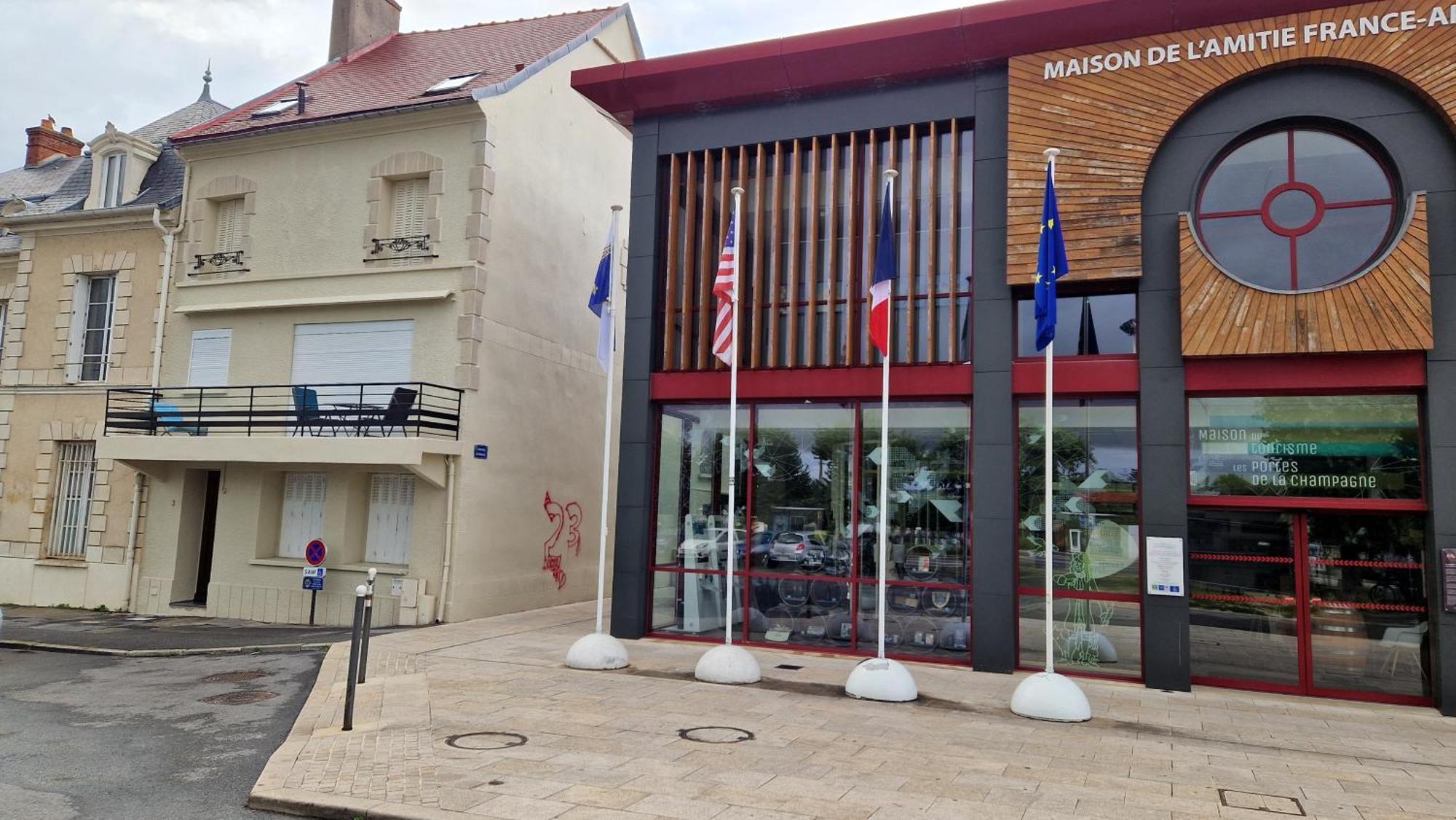 Ferienwohnung L'Hirondelle Château-Thierry Exterior foto