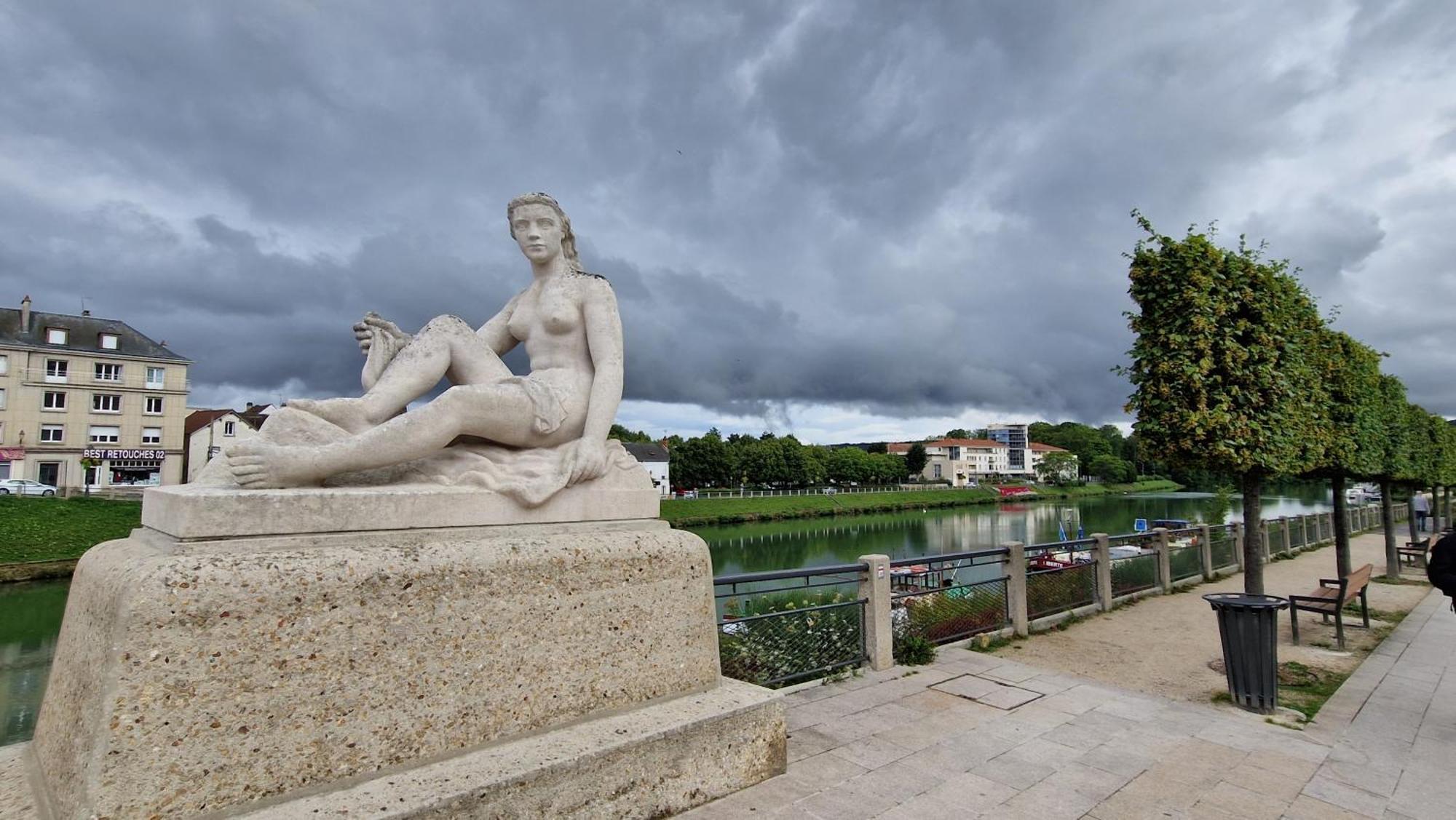 Ferienwohnung L'Hirondelle Château-Thierry Exterior foto